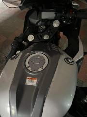 YAMAHA R15 V3